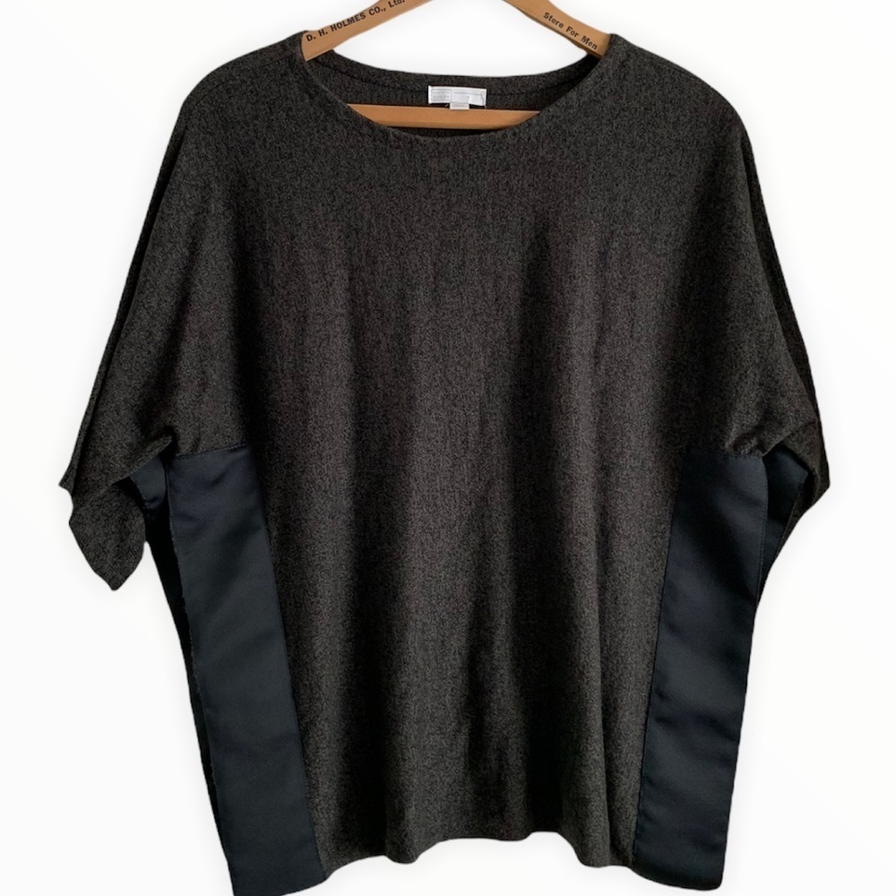 14th & Union Women’s Black and Gray Top Size Small